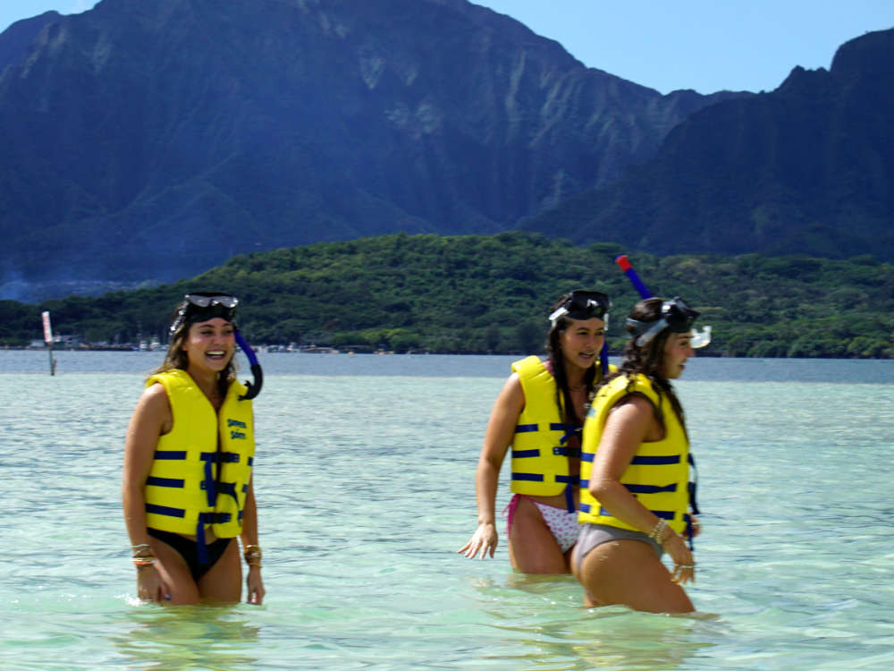 Kaneohe Sandbar Double Boat Charter