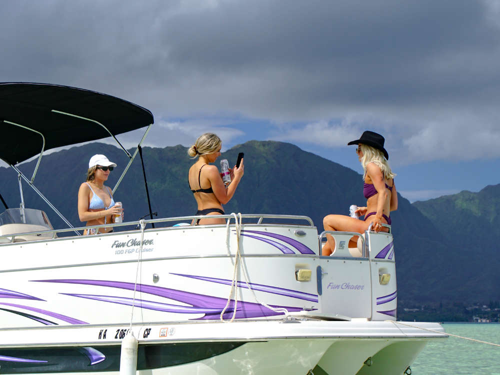 Kaneohe Sandbar Double Boat Charter