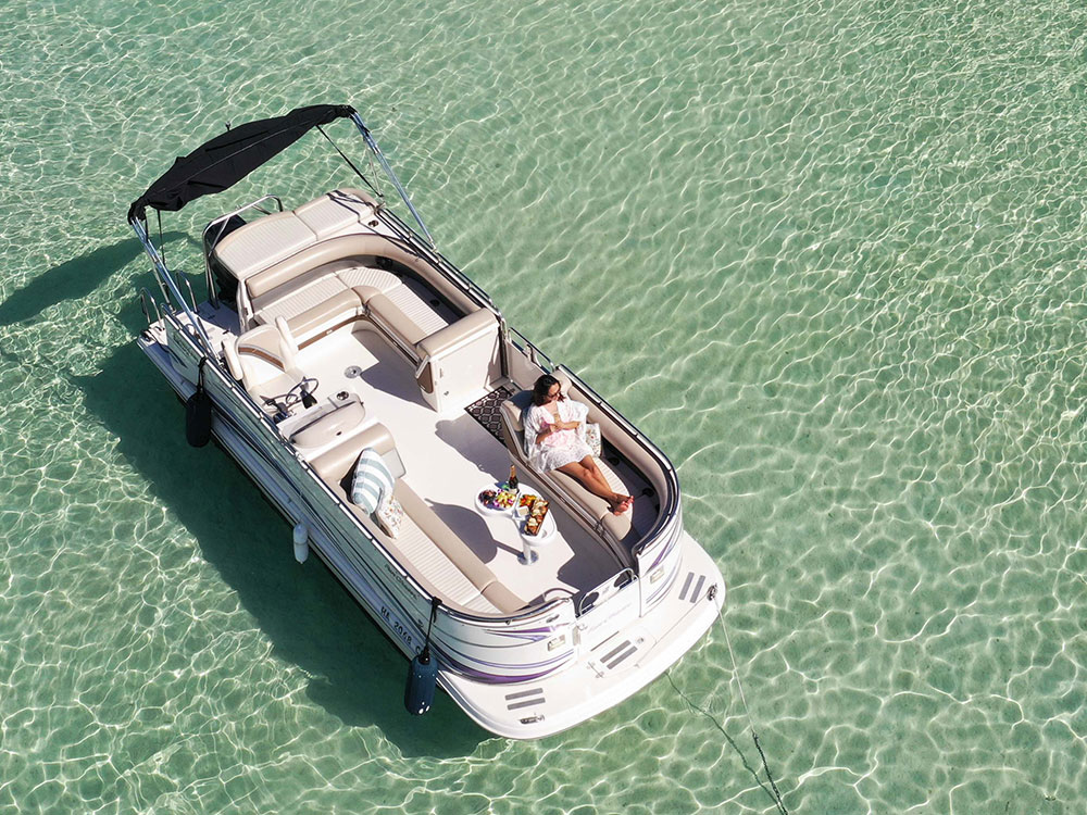 Private Pontoon Charter Kaneohe Sandbar