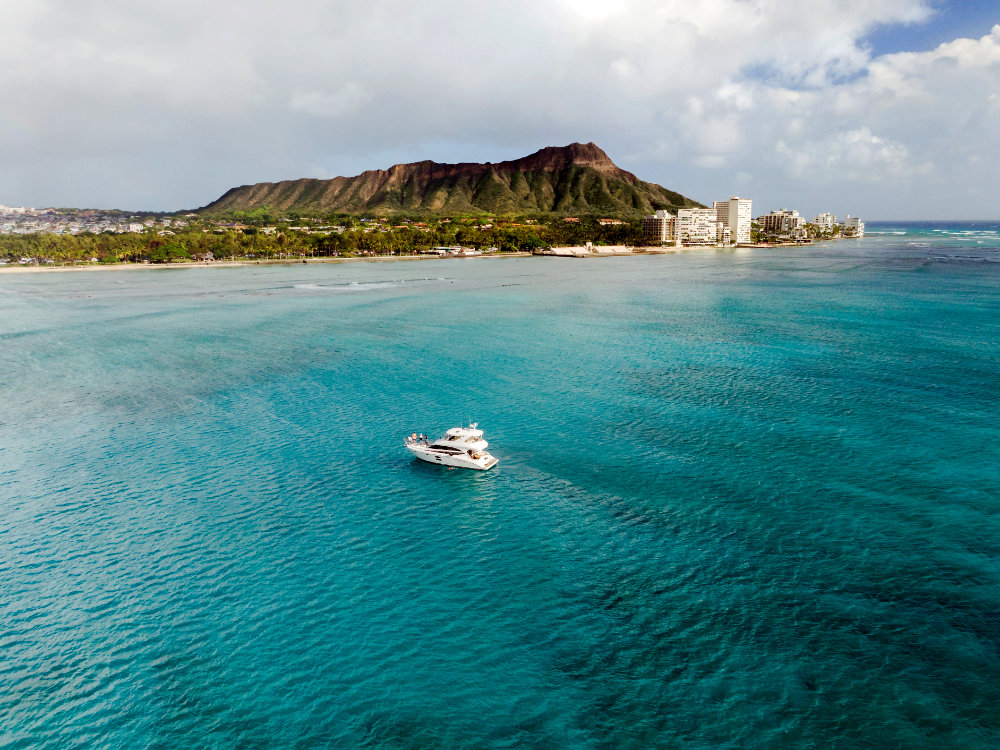 Waikiki Beach, Diamond Head view