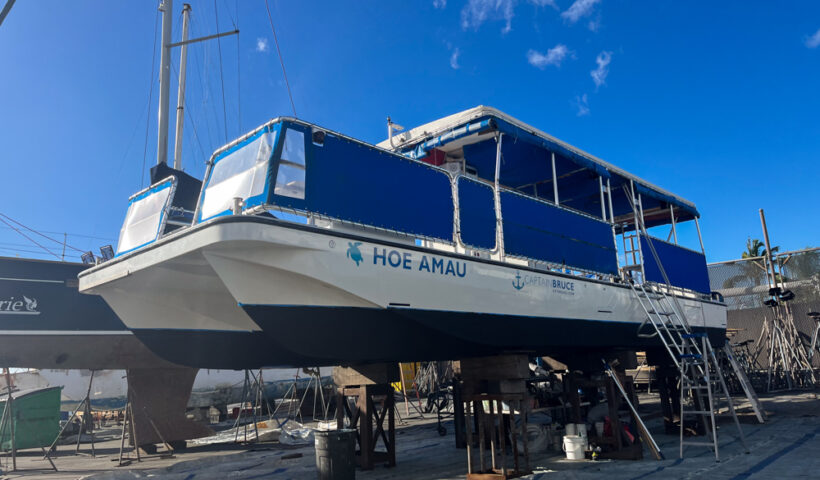 Boat Maintenance Hoe Amau // Oahu Snorkeling Tours