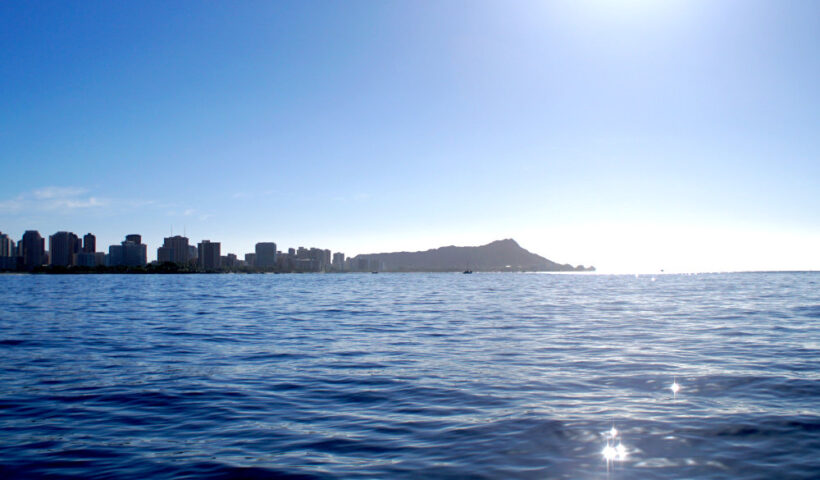 Morning in Waikiki Offshore