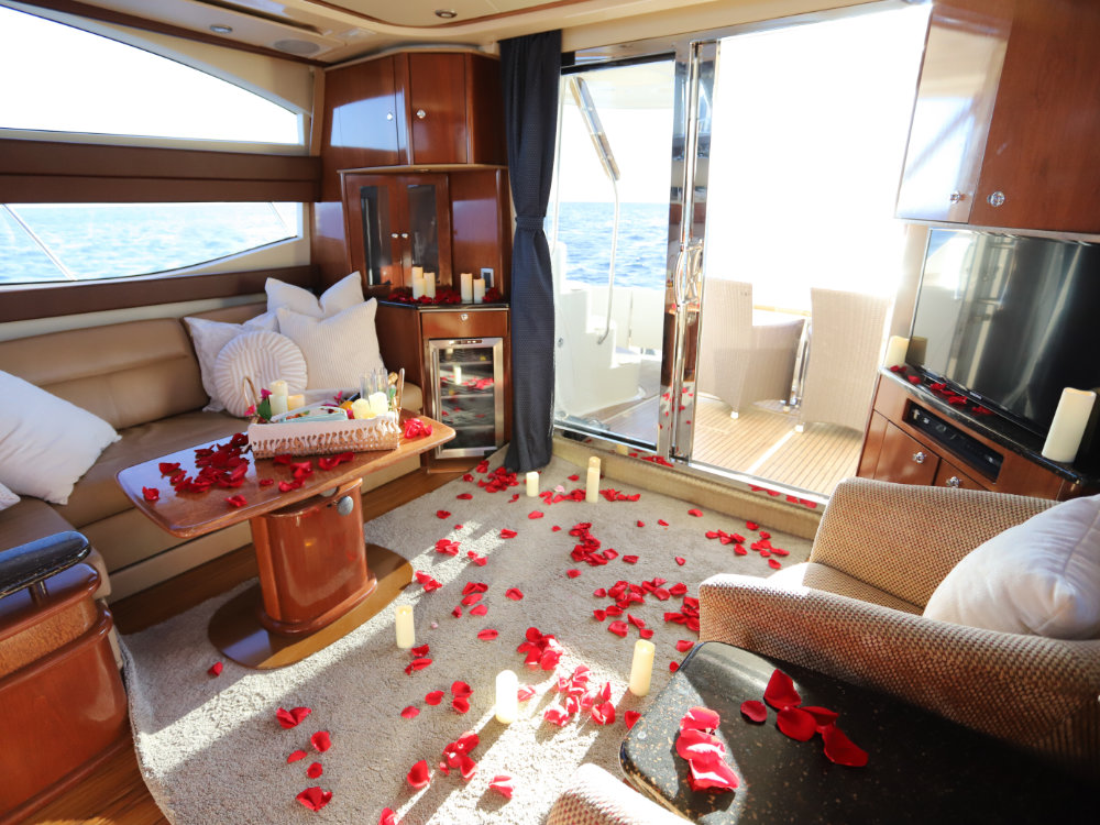 Romantic boat decoration 5