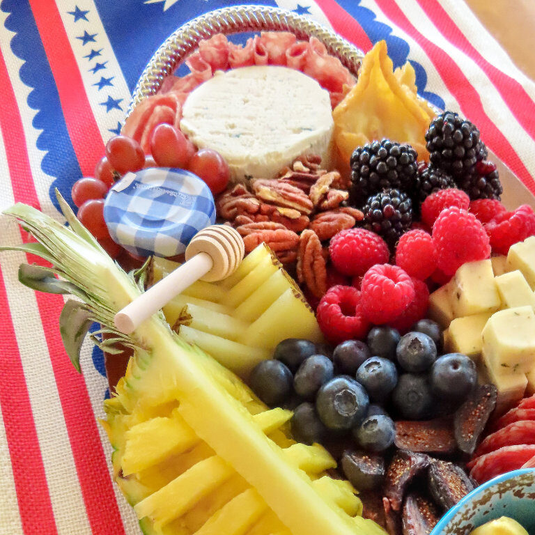 July 4th Oahu Waikiki Cruise: A Taste of Freedom: Festive Menu Upgrades